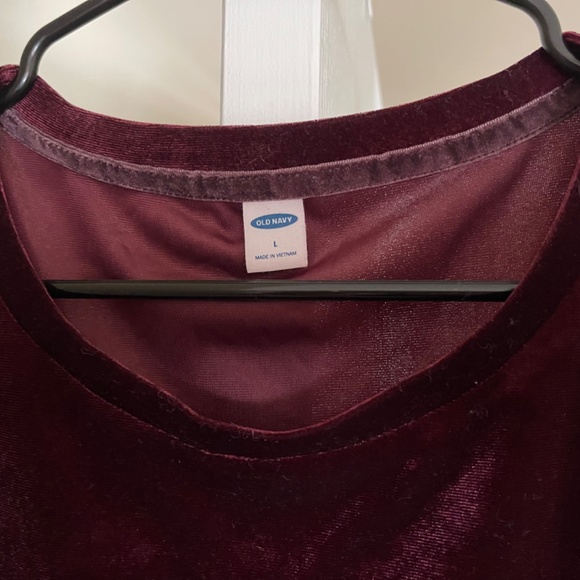Velvet Burgundy L Top - Picture 2 of 2